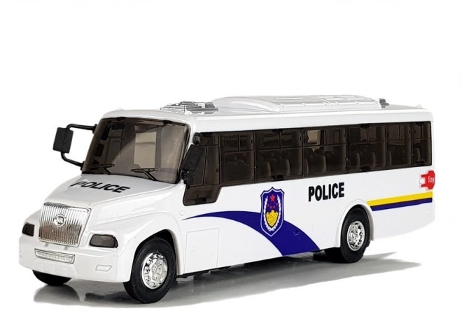 Policejní autobus bílý se zvukem tahu
