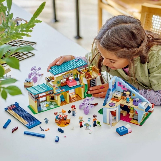 LEGO® Friends 42620 Rodinné domy Ollyho a Paisley