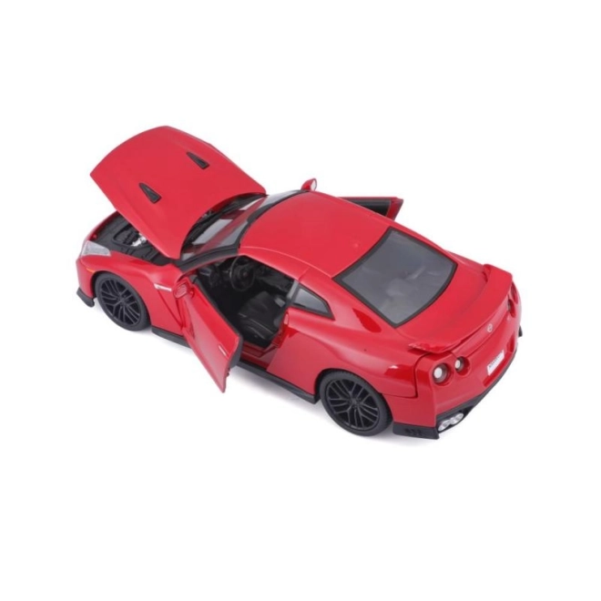 Nissan GT-R Bburago 1:24 metallic bílá – Červený