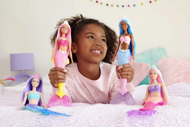 Panenka Barbie Dreamtopia Mořská panna Modrý a růžový ocas