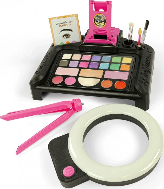 Sada make-upu Crazy Chic Studio