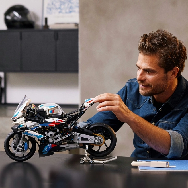 LEGO® Technic 42130 BMW M 1000 RR