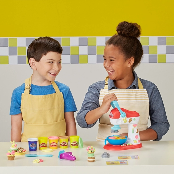 PLAY-DOH ROTAČNÍ MIXÉR