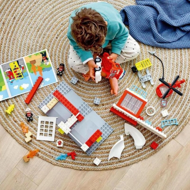 LEGO DUPLO 10970 Hasičská stanice a vrtulník