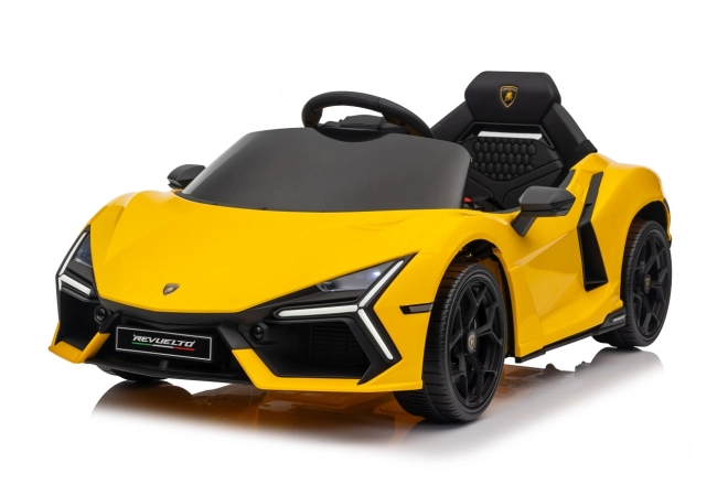 Auto Lamborghini Revuelto žluté