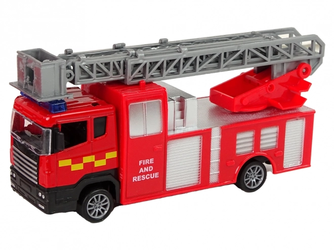 Sada hasičských vozidel táhnout motorku Jeep Red