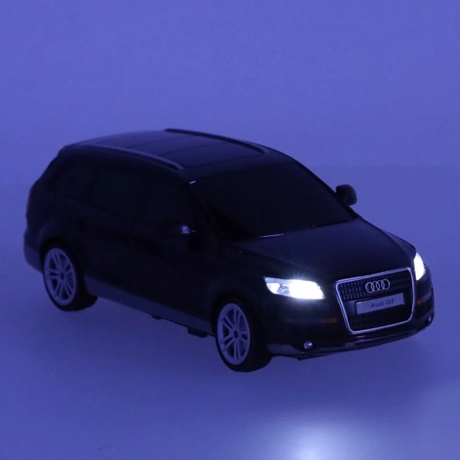 Zdalně ovládané auto Audi Q7 1:24 černé