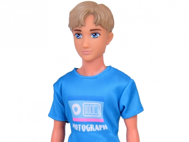 Stylový chlapec Paulo s módními doplňky