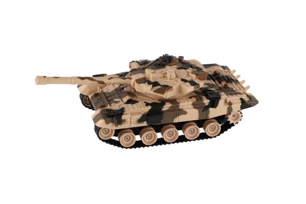 Dálkově ovládaný tank s dobíjecím packem a zvukovými efekty