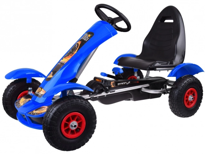 Zelený sportovní gokart s nafukovacími koly