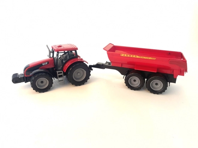 Traktor s přívěsem na setrvačníkový pohon