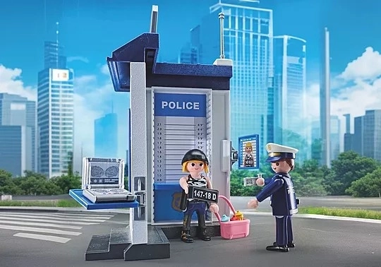 Akční hrdinové - Policejní místnost pro výslech