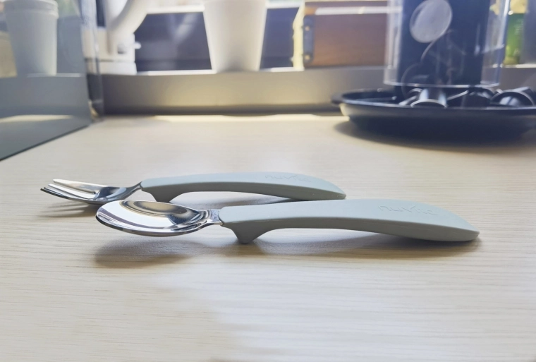 Ergonomická a protiskluzová rukojeť
