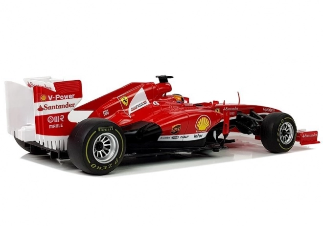 Závodní auto Formule 1 Ferrari F138 červené 1:12