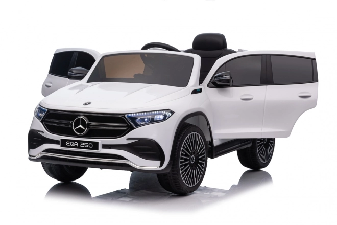 Elektrické auto Mercedes Benz EQA 250 bílé
