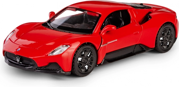 Realistické zpracování s oficiální licencí