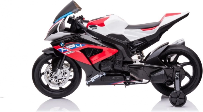 Realistický závodní vzhled BMW