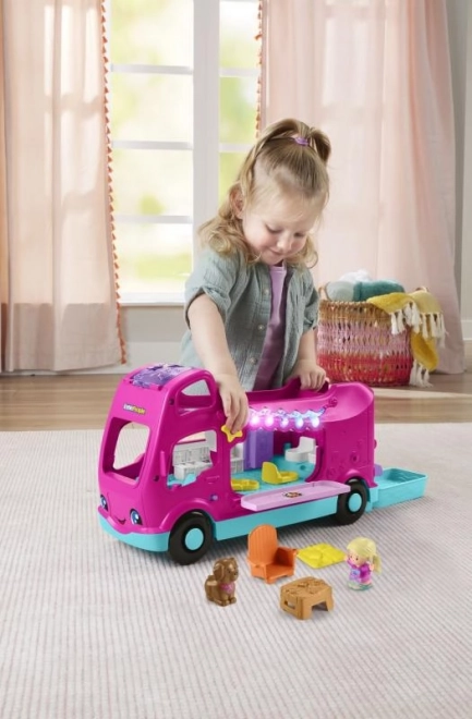 Karavan snů Barbie od Fisher-Price se světly a zvuky