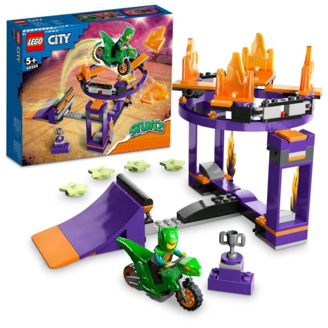 Kaskadérská výzva s rampou a obručí LEGO City Stuntz