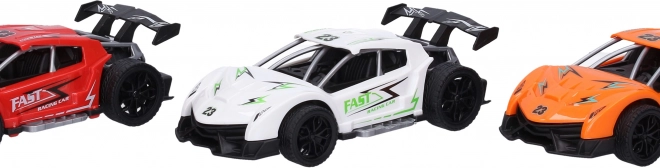 Závodní auto na setrvačník