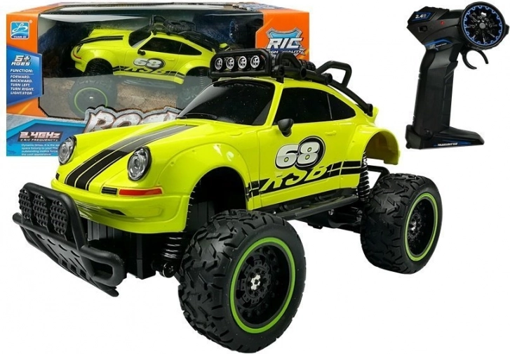Zelené RC obojživelné auto s rychlostí 6,5 km/h