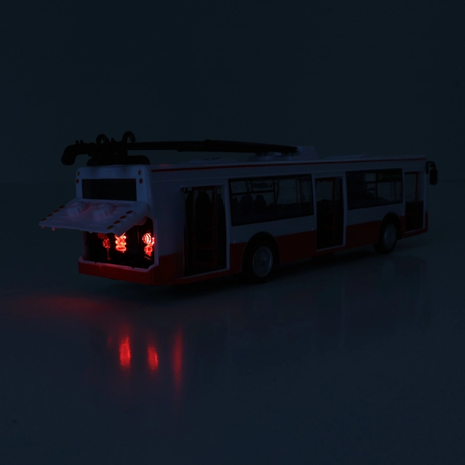 Trolejbus česky mluvící plast 29cm červený volný chod na bat. se světem se zvukem v krab. 33x11x10cm