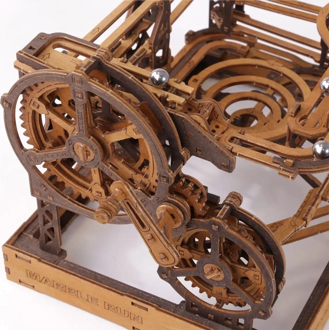 Dřevěná kuličková dráha 3D puzzle