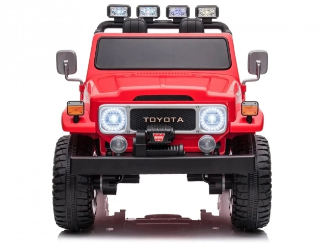 Dětské elektrické auto Toyota Land Cruiser – Červená