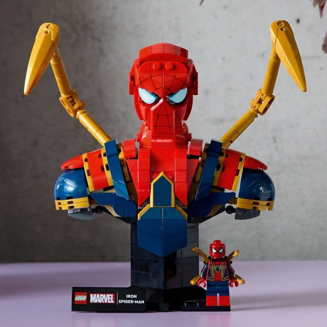 Kolekcionářská Poprsí Iron Spider-Mana LEGO Super Heroes