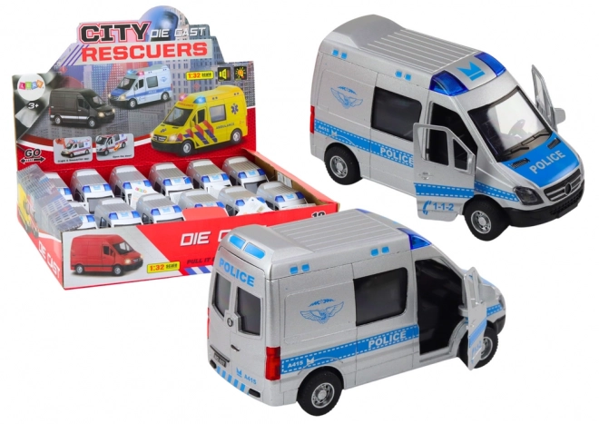 Policejní auto 1:32 s otevíracími dveřmi, světly a zvuky