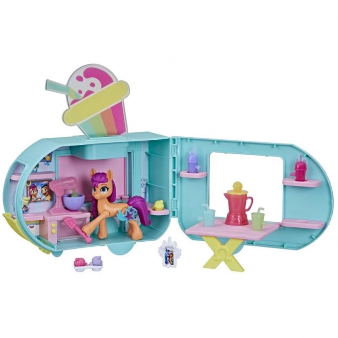My Little Pony Sunny a vůz se smoothie