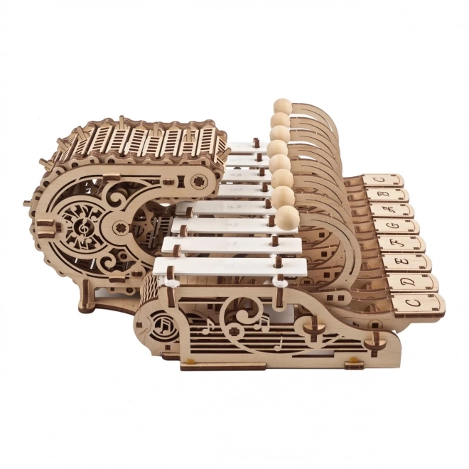 Ugears dřevěný mechanický model hudebního nástroje Celesta