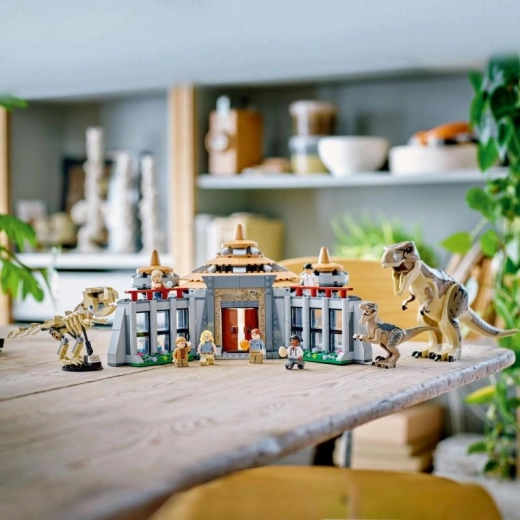 Šest minifigurek a bohaté doplňky