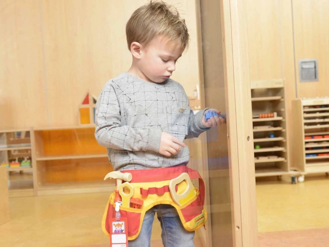 Pas s nářadím pro malého truhláře