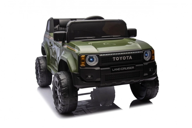 Elektrický vůz Toyota Land Cruiser Prado zelený