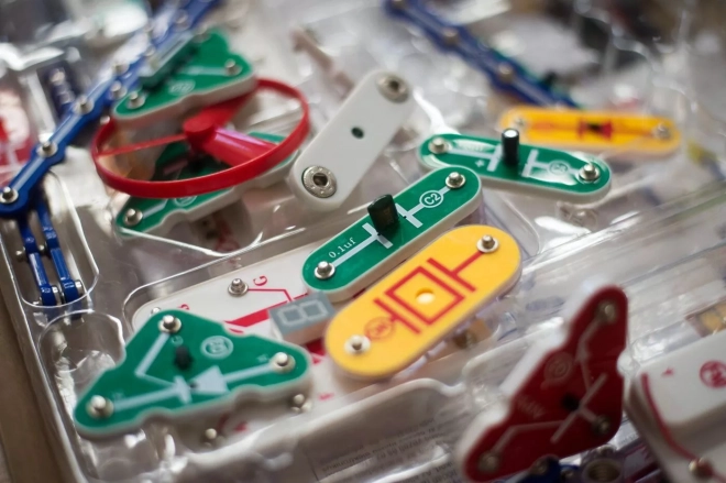 Elektronická stavebnice Boffin 300