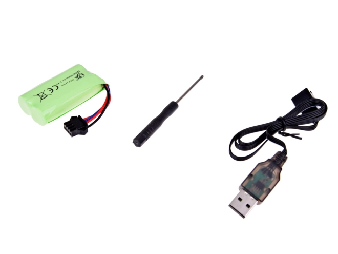 Nabíjecí akumulátor 7,4 V a USB kabel v balení