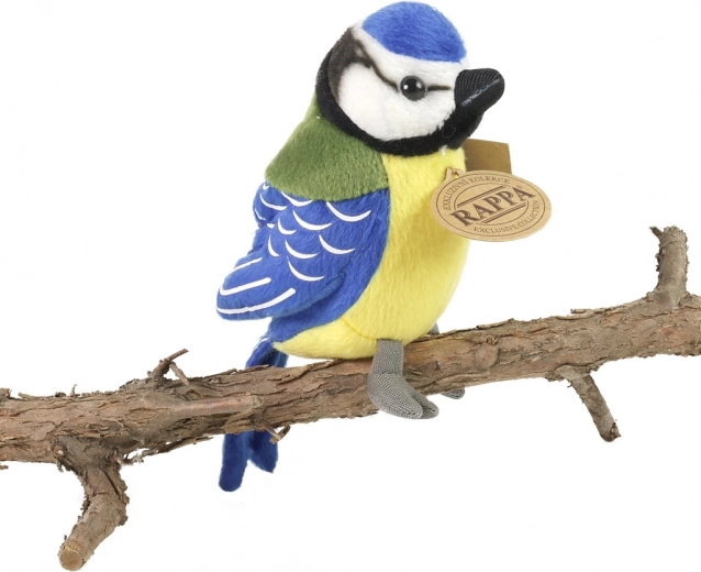 Realistické barvy a detailní výšivka