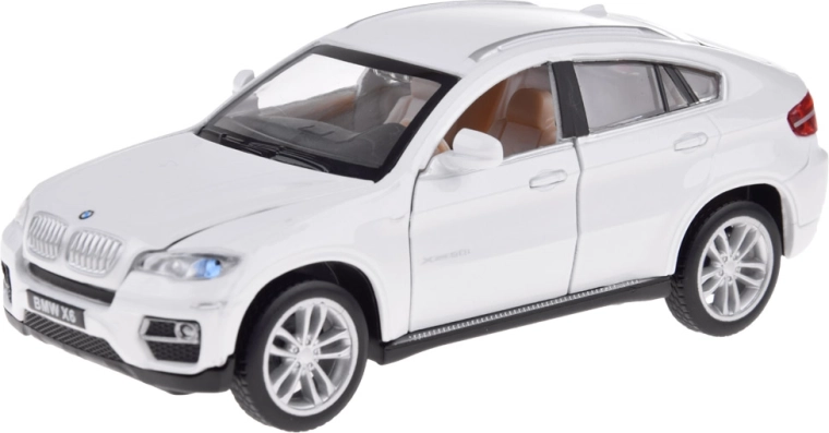 Kovová karoserie a gumová kola