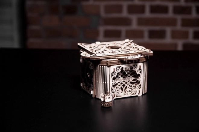 Dřevěný mechanický puzzle Tajemná schránka