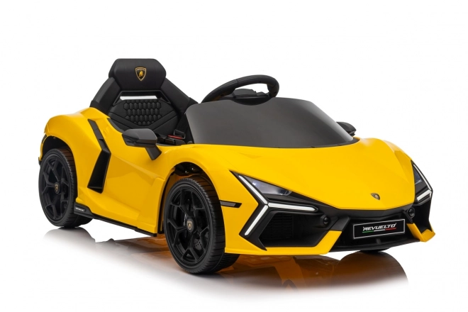 Auto Lamborghini Revuelto žluté