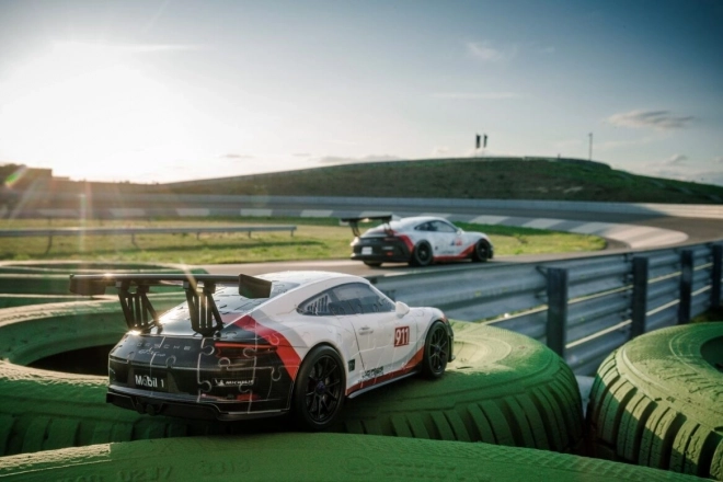 RAVENSBURGER 3D puzzle Porsche 911 GT3 Cup 152 dílků