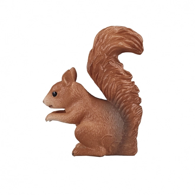 Stojící figurka veverky