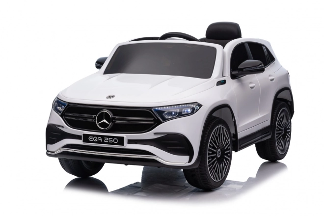 Elektrické auto Mercedes Benz EQA 250 bílé