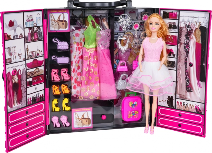 Bohaté příslušenství pro kreativní hru