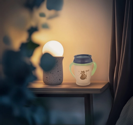 Svítící úchyty pro snadné nalezení v noci