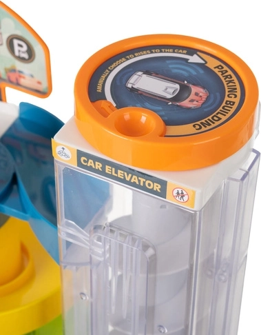 Transparentní výtah: manuální i elektrické ovládání