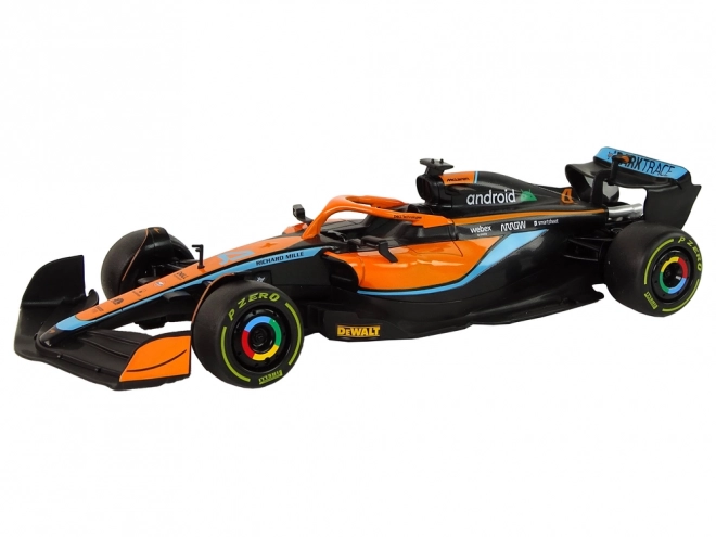R/C závodní auto McLaren F1 1:18 oranžová