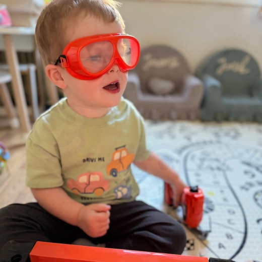 Realistické nářadí a ochranné prvky