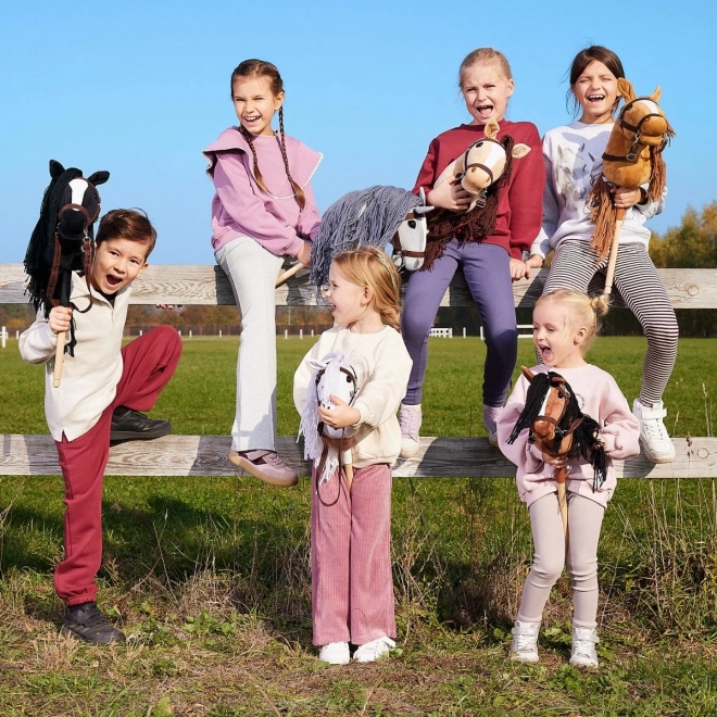 Dřevěný kůň na tyči Hobby Horse HOPPIHORSE Kaštanová hnědá